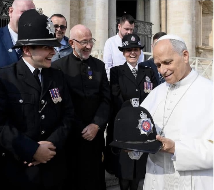 Pope Leo is presented with a GMP custodian helmet
